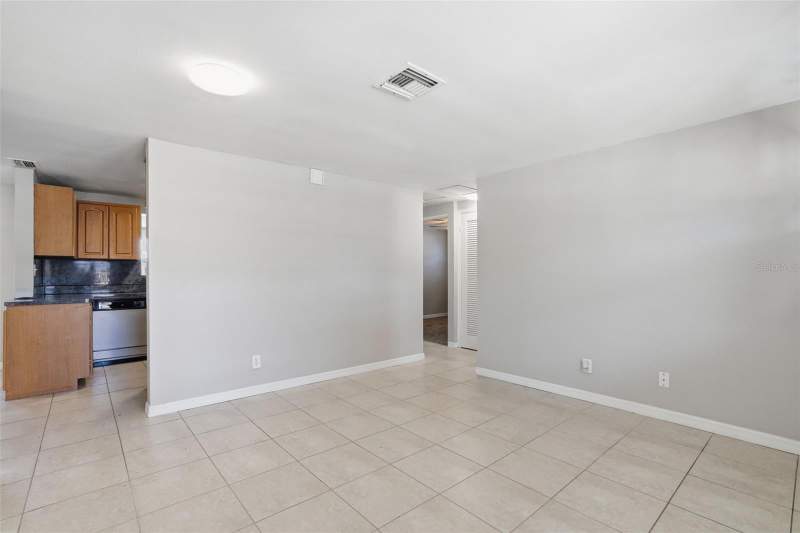 3 bedroom Single Family Residence at 5711 64th Avenue, North Park Ridge, Pinellas Park — photo 5