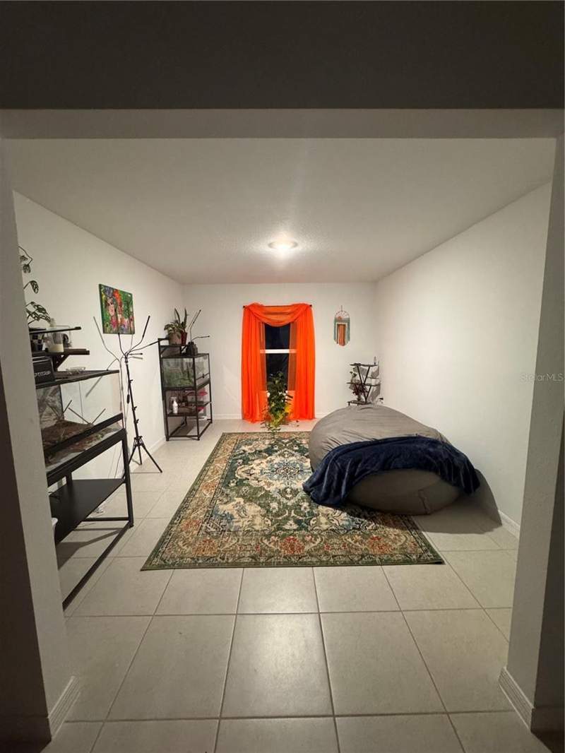 4 bedroom Single Family Residence at 13038 Calcite Blue Avenue, Balm Grove West, Wimauma — photo 5