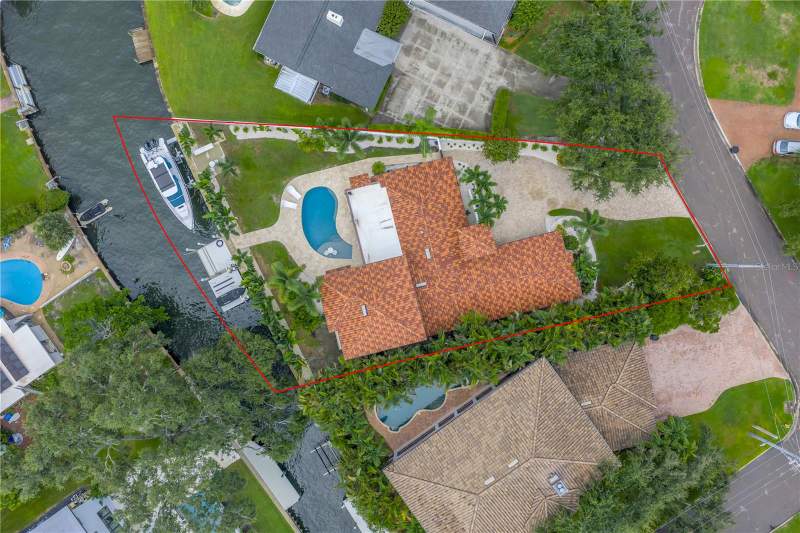 4 bedroom Single Family Residence at 145 Bay Point Drive, Bay Point-Snell Isle, St Petersburg — photo 4
