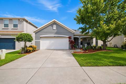 2814 Maple Brook Loop, home for sale on Maple Brook Loop