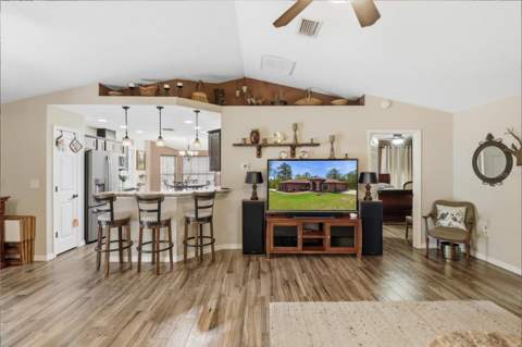16389 Margot Road, Weeki Wachee FL - photo 10 of 44