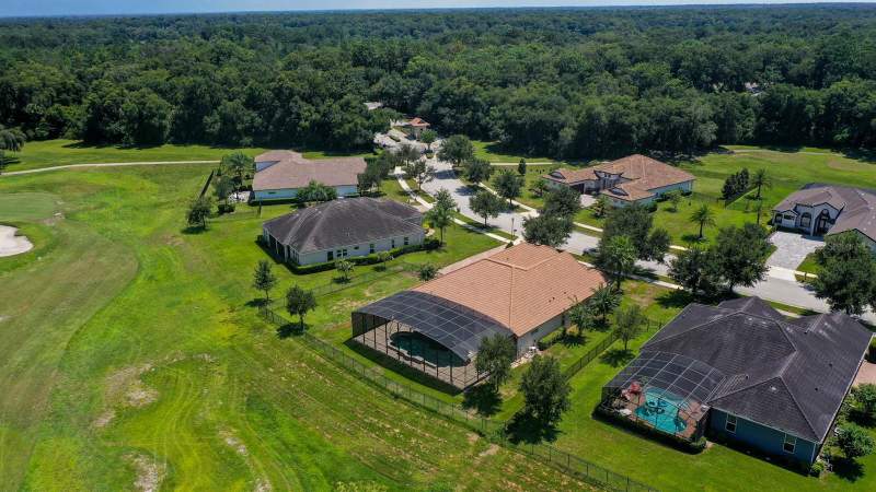 4 bedroom Single Family Residence at 31722 Red Tail Boulevard, Heathrow Country Estate, Sorrento — photo 2