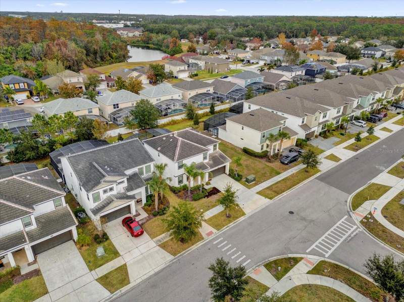 6 bedroom Single Family Residence at 4501 Monado Drive, Bellavida Ph 2A, Kissimmee — photo 4