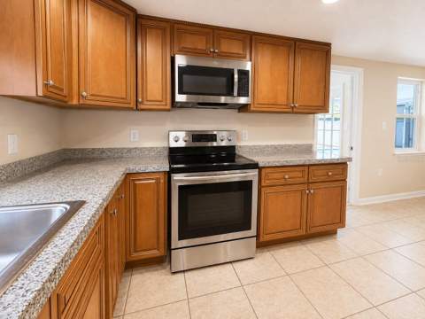 9135 Greenbriar Lane, Port Richey FL - photo 21 of 32