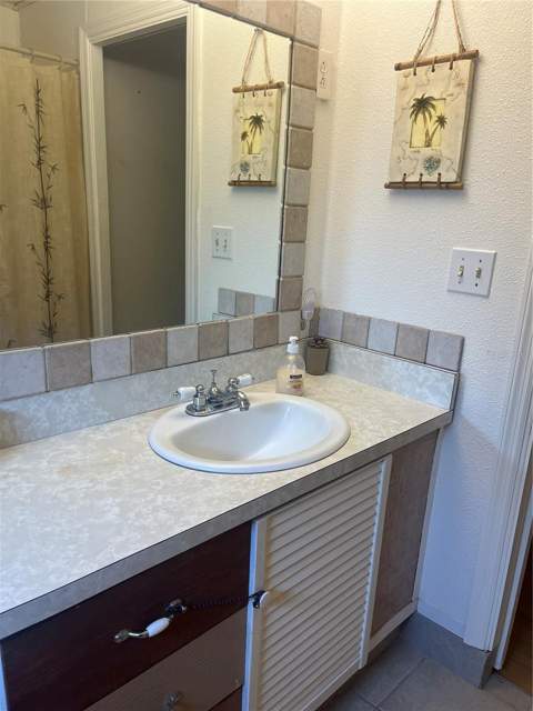 34188 Canal Drive, Pinellas Park FL - photo 11 of 22