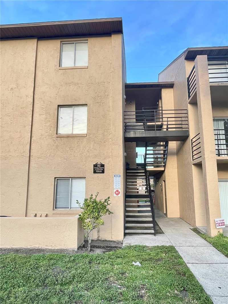 2 bedroom Townhouse at 5226 Via Hacienda Cir #A214, Alhambra Courts Condo, Orlando — photo 1