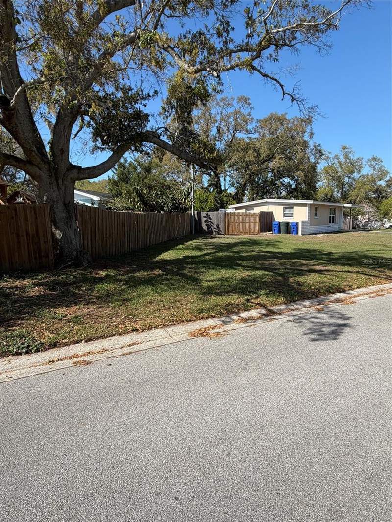 2 bedroom Single Family Residence at 972 Cedarwood Avenue, Patricia Estates, Dunedin — photo 3