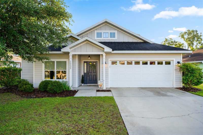 3 bedroom Single Family Residence at 16635 NW 193rd Terrace, Oak Ridge At High Spgs Ph 1, High Springs — photo 1