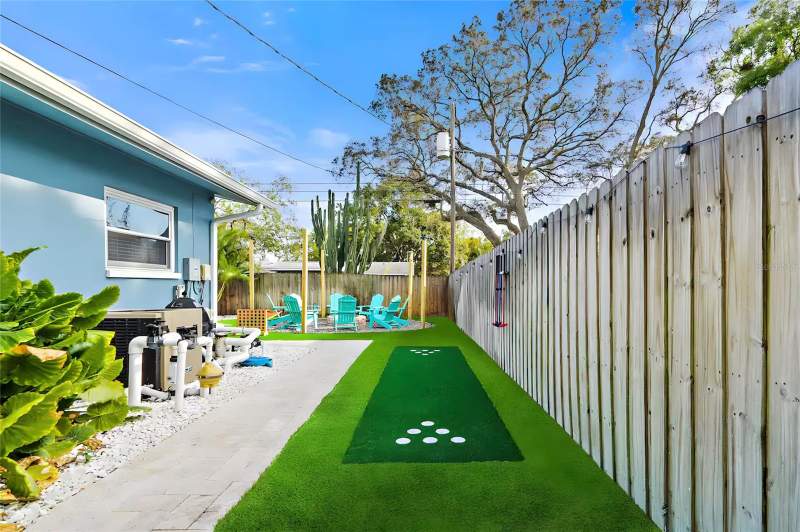 3 bedroom Single Family Residence at 1655 Leisure Drive, Woodridge, Clearwater — photo 2