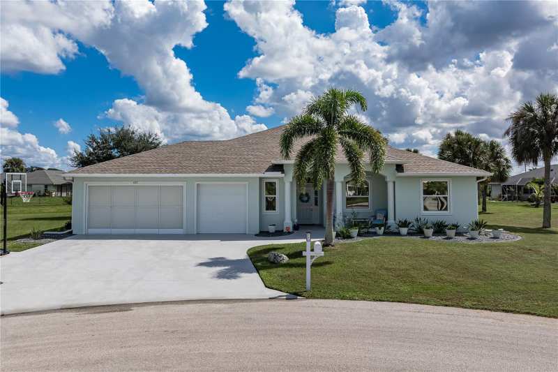 4 bedroom Single Family Residence at 601 Trumpet Tree, Punta Gorda Isles Sec 18, Punta Gorda — photo 1