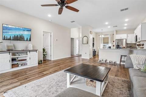 40688 E 9th Avenue, Umatilla FL - photo 10 of 43