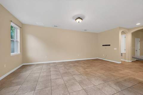 11601 Tangle Stone Drive, Gibsonton FL - photo 6 of 54