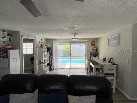 9104 Crabtree Lane, Port Richey FL - photo 7 of 27