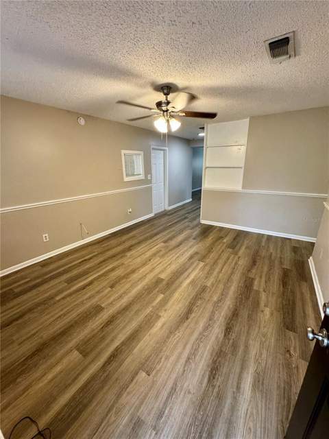 4218 Empire Place, Tampa FL - photo 6 of 6