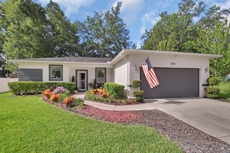 3 bedroom Single Family Residence at 1580 13th Street, West Highlands, Orange City — photo 1