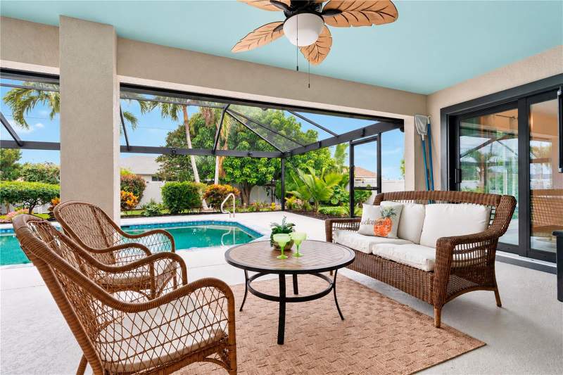 3 bedroom Single Family Residence at 3926 SW 1st Avenue, Cape Coral, Cape Coral — photo 4