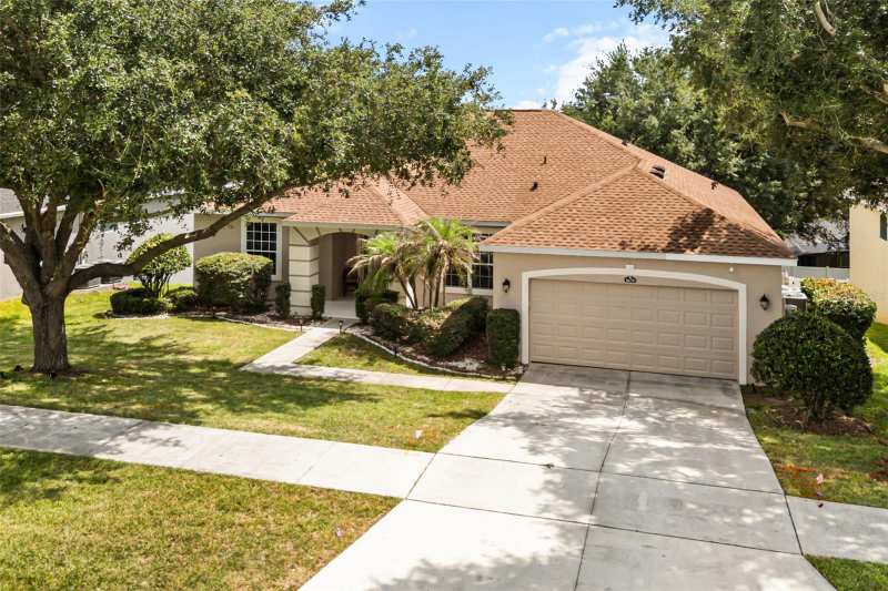 5 bedroom Single Family Residence at 1679 Grandiflora Avenue, Clermont Lost Lake, Clermont — photo 1