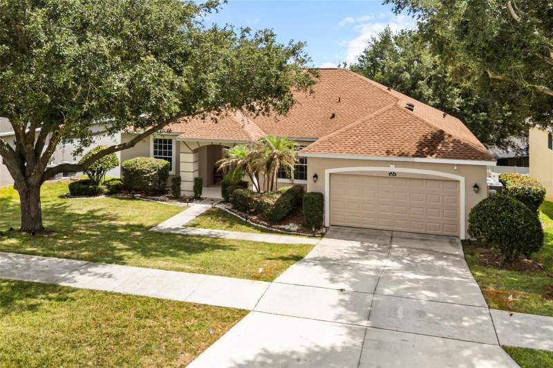 1679 GRANDIFLORA AVENUE home for sale in Clermont Lost Lake
