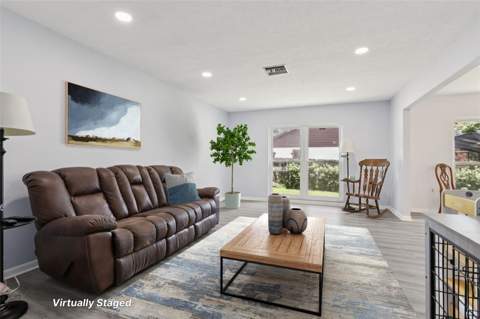 1009 Black Knight Drive, Valrico FL - photo 12 of 62