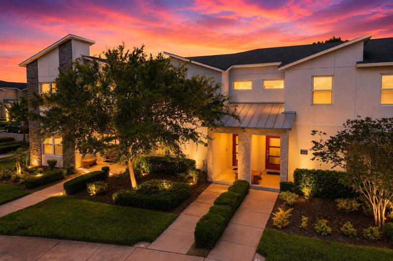 4 bedroom Townhouse at 374 Ocean Course Avenue, Stoneybrook South North Prcl Ph 1, Davenport — photo 2