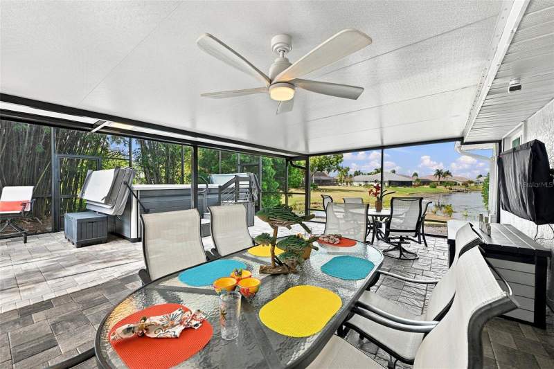 3 bedroom Single Family Residence at 1902 E View Drive, Caloosa Country Club Estates U, Sun City Center — photo 2