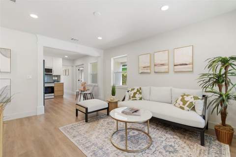 8051 26th Avenue, St Petersburg FL - photo 8 of 64