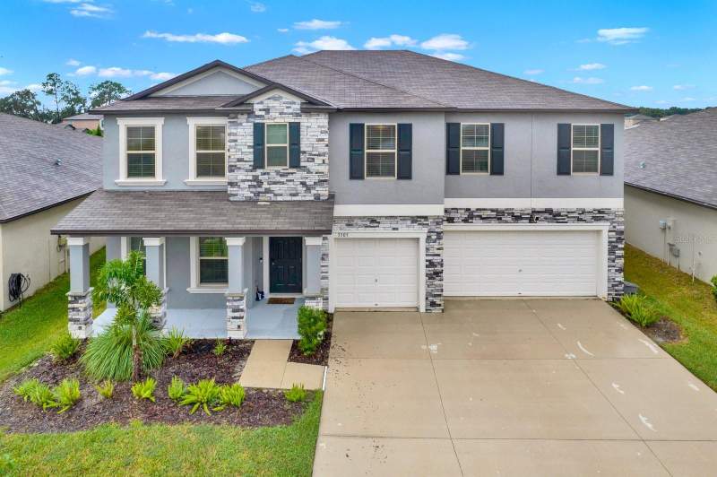 5 bedroom Single Family Residence at 3505 N Maryland Avenue, North Park Isle Ph 1A, Plant City — photo 2