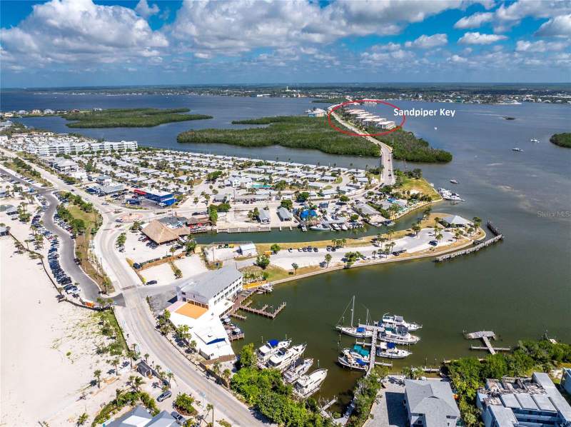 2 bedroom Condominium at 1401 Beach Road #303, Sandpiper Key Bldg 01, Englewood — photo 3