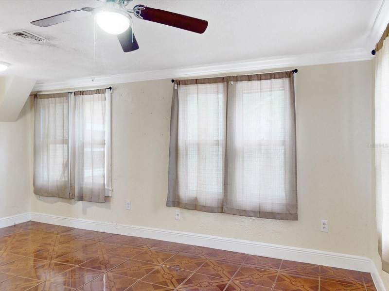 3 bedroom Single Family Residence at 2017 Miller Boulevard, Oak Park Add, Fruitland Park — photo 4