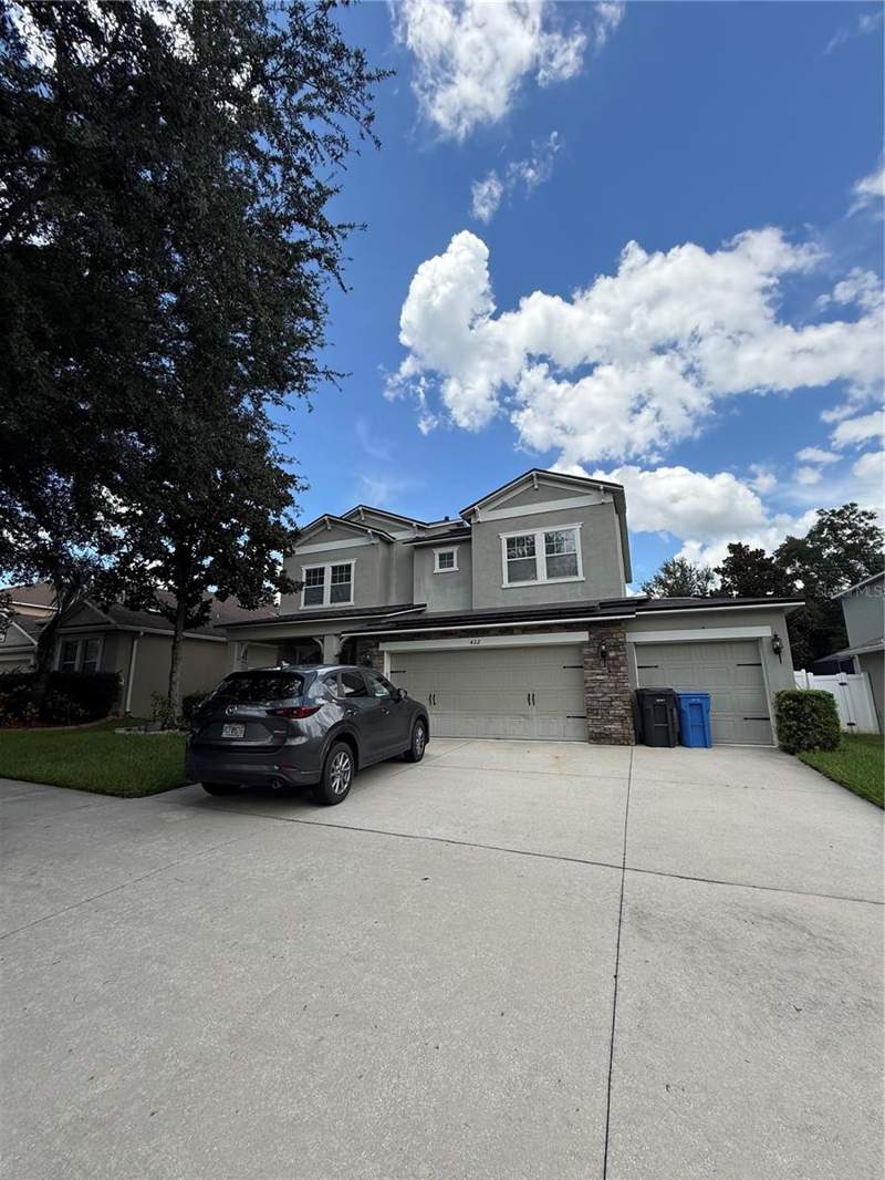 4 bedroom Single Family Residence at 422 Westchester Hills Lane, Crosby Crossings, Valrico — photo 2