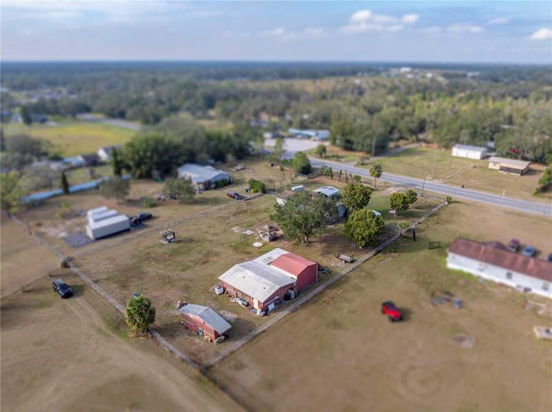 3 bedroom Manufactured Home at 11404 Lithia Pinecrest Road, Hunters Hill Rep, Lithia — photo 4