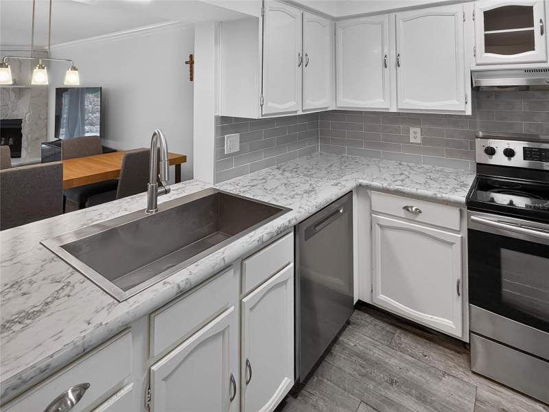 2 bedroom Condominium at 1111 N Bayshore Boulevard #E3, Sunfish Bay Condo, Clearwater — photo 5
