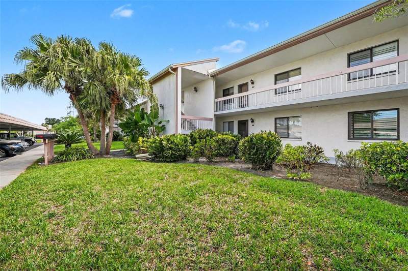 2 bedroom Condominium at 172 Lakeview Way #172, East Lake Woodlands Condo, Oldsmar — photo 2