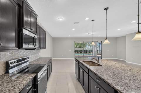 8924 Bengal Court, Kissimmee FL - photo 6 of 51