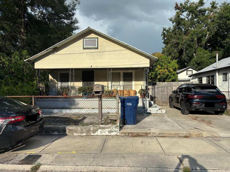 2 bedroom Single Family Residence at 2909 N 11th Street, Cushing, Tampa — photo 1