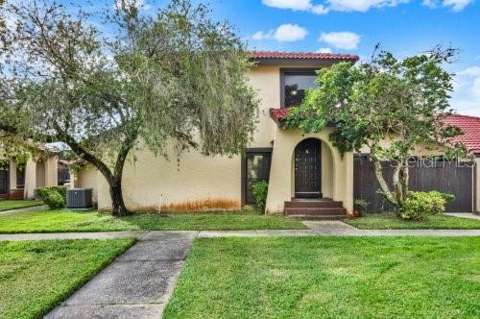 451 Hunter Circle, home for sale in Kissimmee 34758