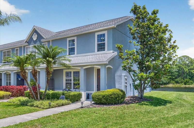 Townhomes Of Bay Port Colony