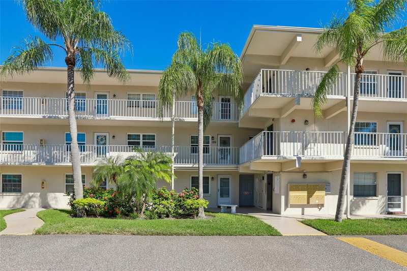 2 bedroom Condominium at 938 Virginia Street #204, Heather Lake Apts Condo, Dunedin — photo 1