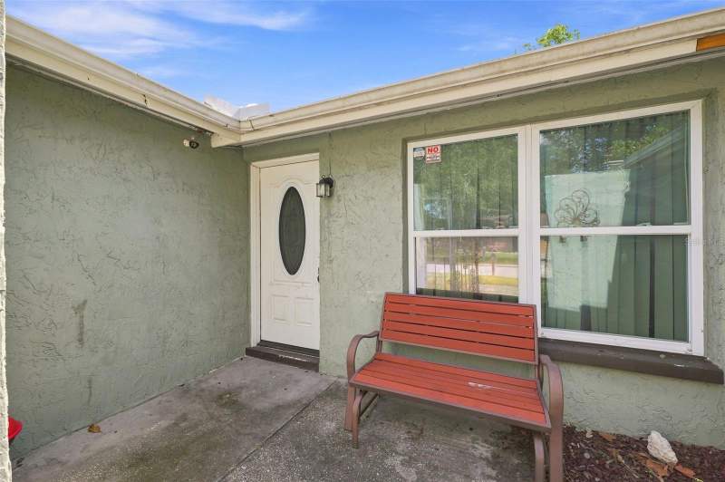 3 bedroom Single Family Residence at 9040 Crabtree Lane, Embassy Hills, Port Richey — photo 5