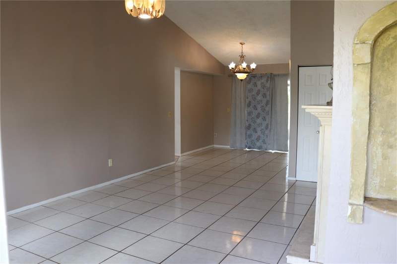 3 bedroom Single Family Residence at 11012 Brightside Drive, Brightside Village, Tampa — photo 2