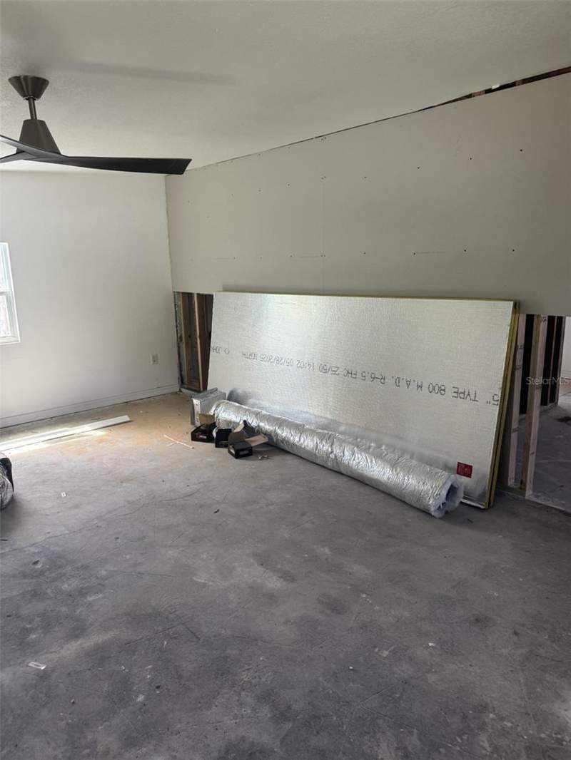 4 bedroom Single Family Residence at 205 Emerald Lane, Village Green Sub, Largo — photo 5