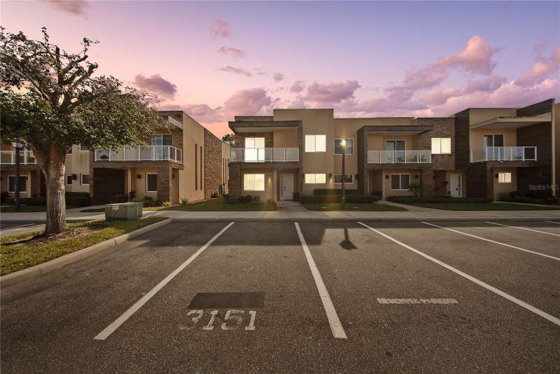 4 bedroom Townhouse at 3151 Brasilia Avenue, Magic Village, Kissimmee — photo 2