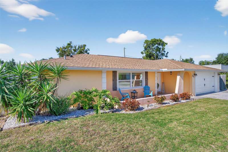 Golden Gateway Homes