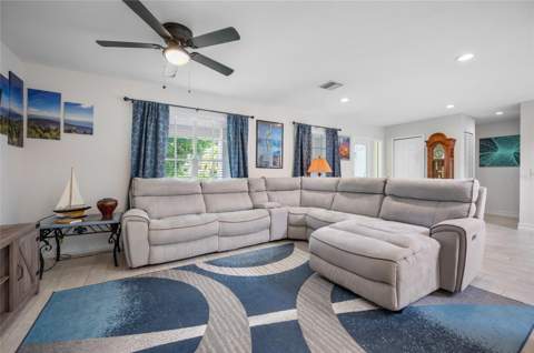 13360 Foresman Boulevard, Port Charlotte FL - photo 6 of 41