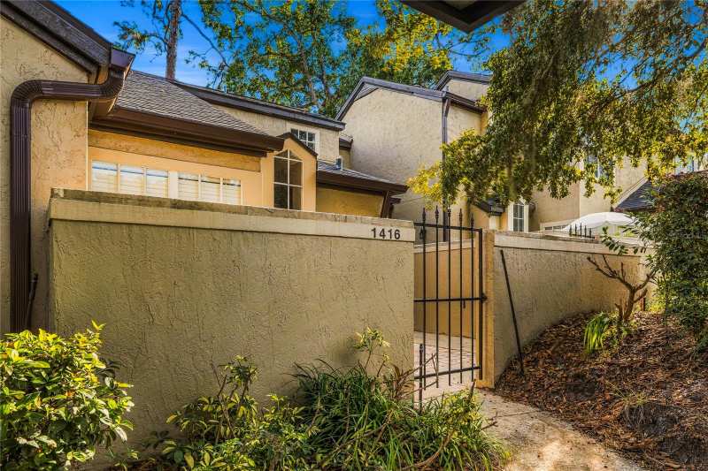 1 bedroom Condominium at 1416 Farrindon Circle #., Barclay Place A Condo, Lake Mary — photo 1