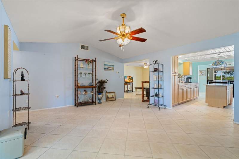 2 bedroom Single Family Residence at 174 Spring Lake Boulevard, Port Charlotte Sec 010, Port Charlotte — photo 5