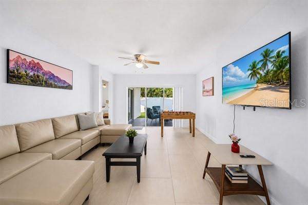 3 bedroom Single Family Residence at 11355 2nd Street, Isle Of Palms, Treasure Island — photo 3