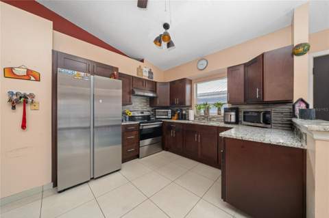 2062 Tropic Bay Court, Orlando FL - photo 11 of 34