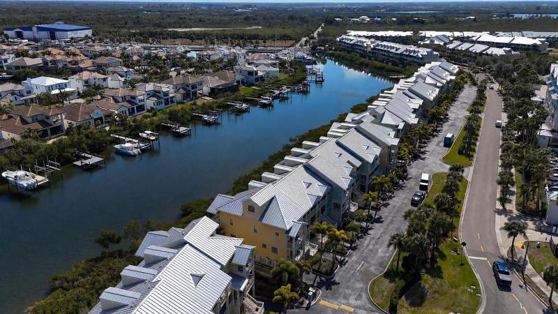 2 bedroom Townhouse at 547 Bahia Beach Boulevard, Bahia Beach Twnhms Ph 1A, Ruskin — photo 4