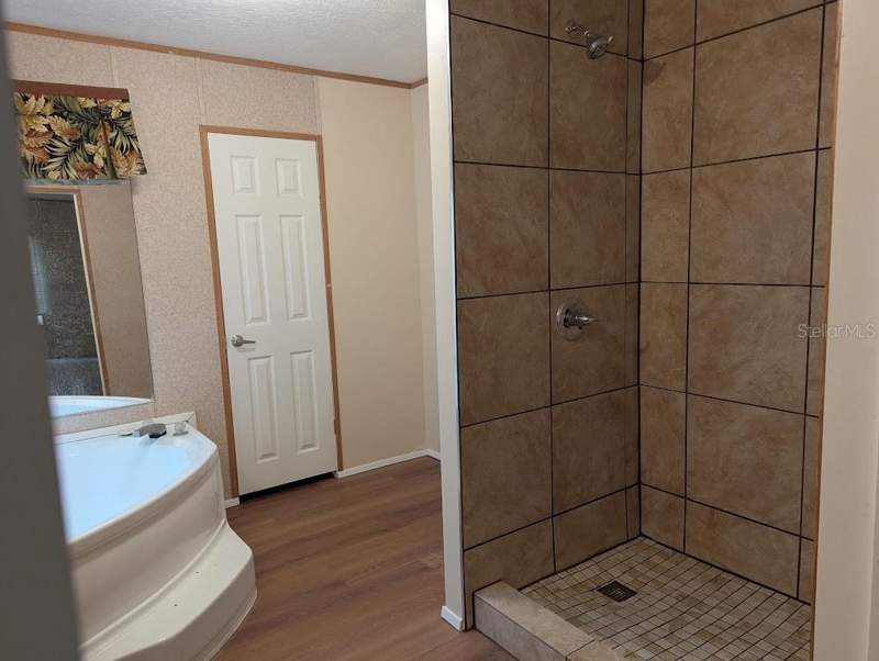 3 bedroom Manufactured Home at 15319 SW 114TH PLACE, SHADY LANE II, ARCHER — photo 5